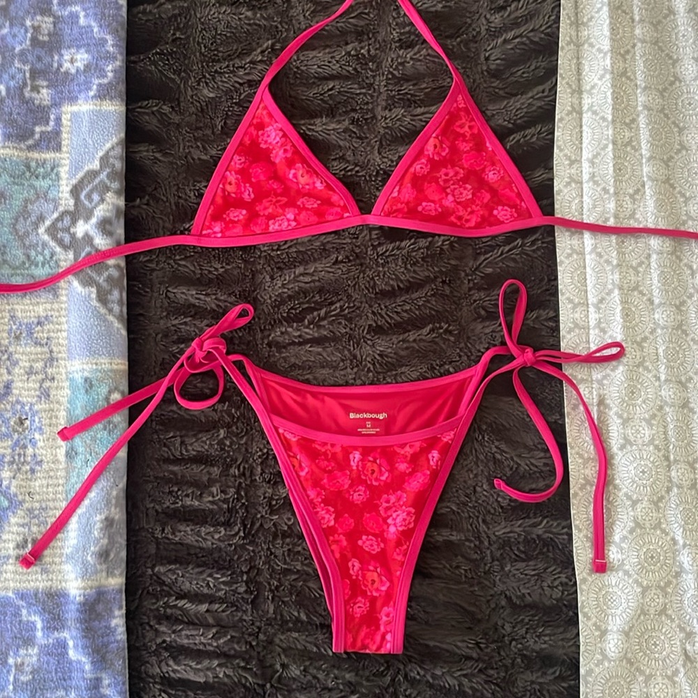 Blackbough bikini